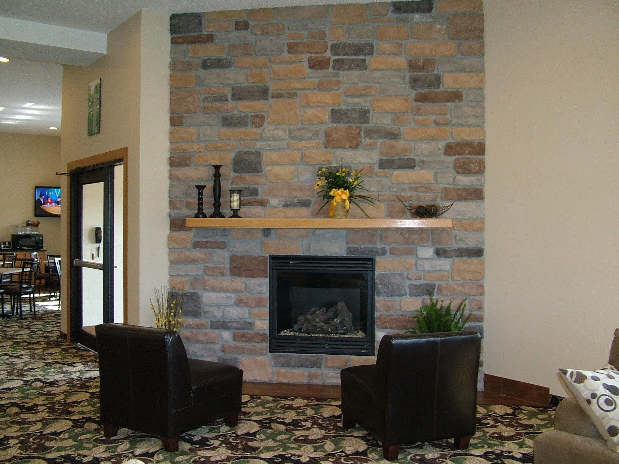 Cobblestone Inn & Suites - Lake View Exterior foto